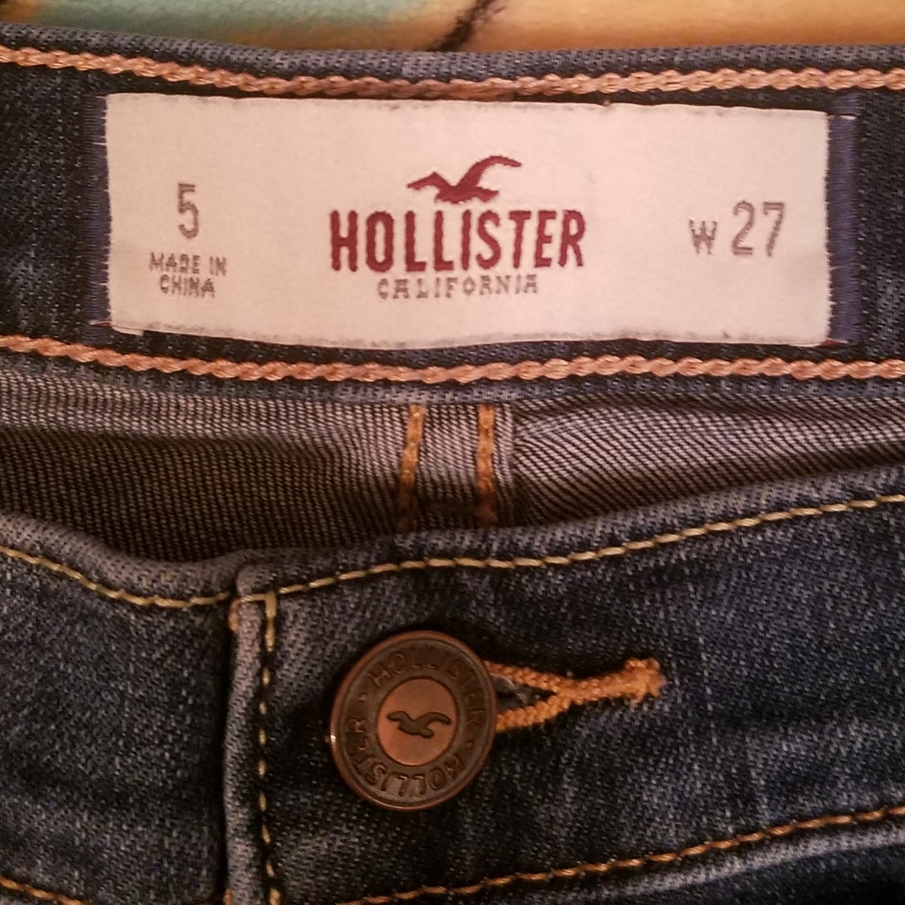 Women's Hollister Jean Shortsç - Picture 6 of 6
